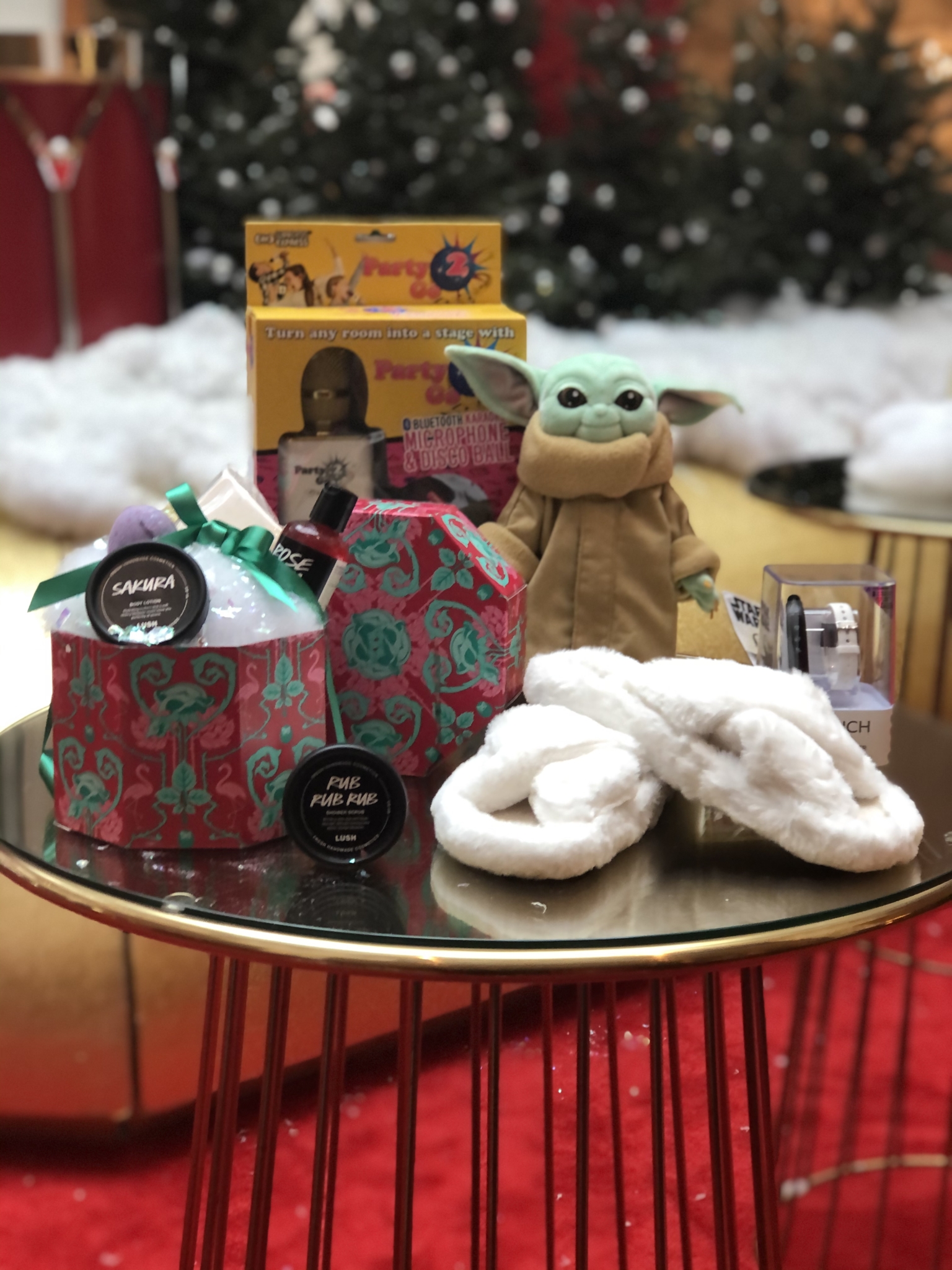 Top Holiday Gifts Under $50 • Aventura Mall