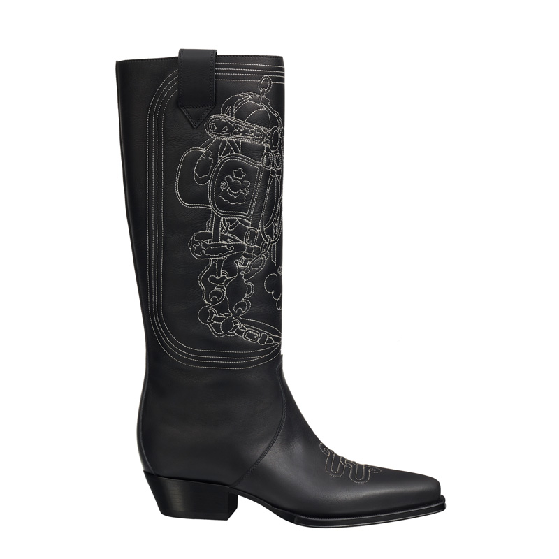 Boot in embroidered calfskin at aventura mall