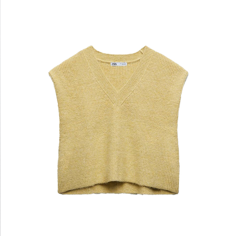 Fall fashion trends - Zara Sweater Vest