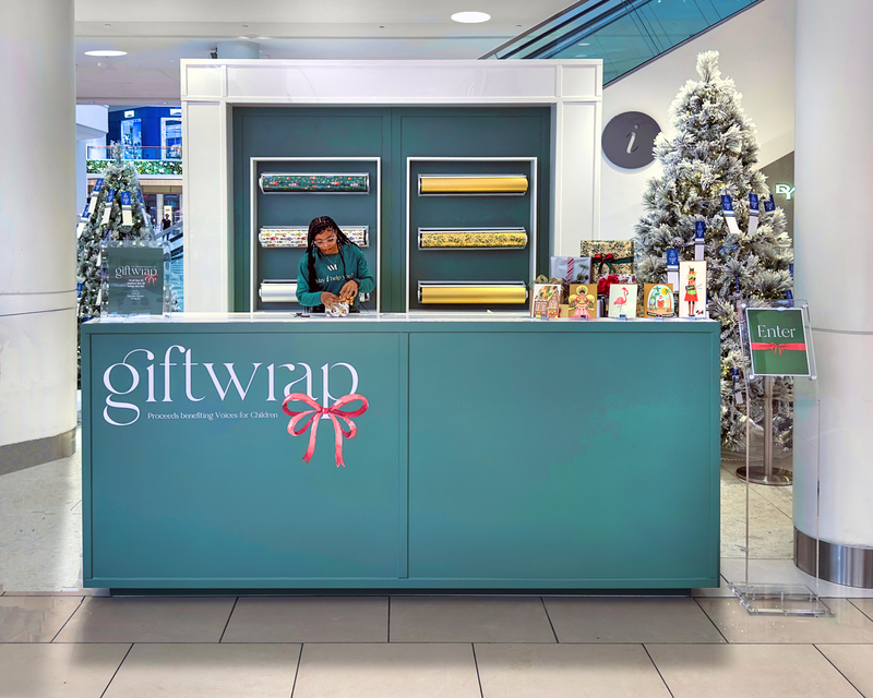Gift Wrap Lower Level Near Concierge at Aventura Mall