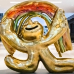 Aventura mall sculpture