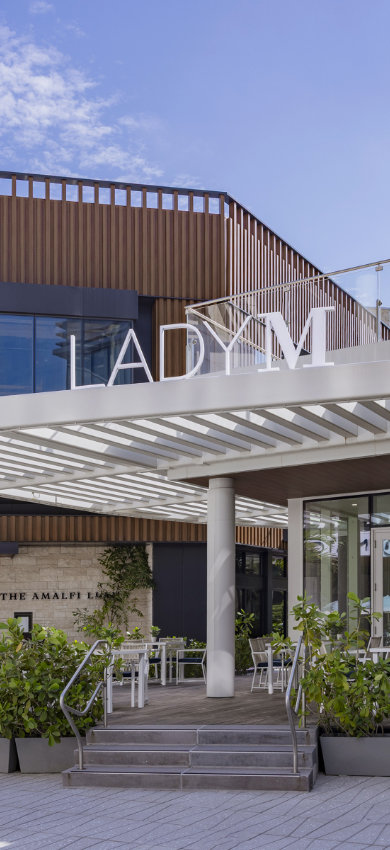 Lady M Aventura Mall